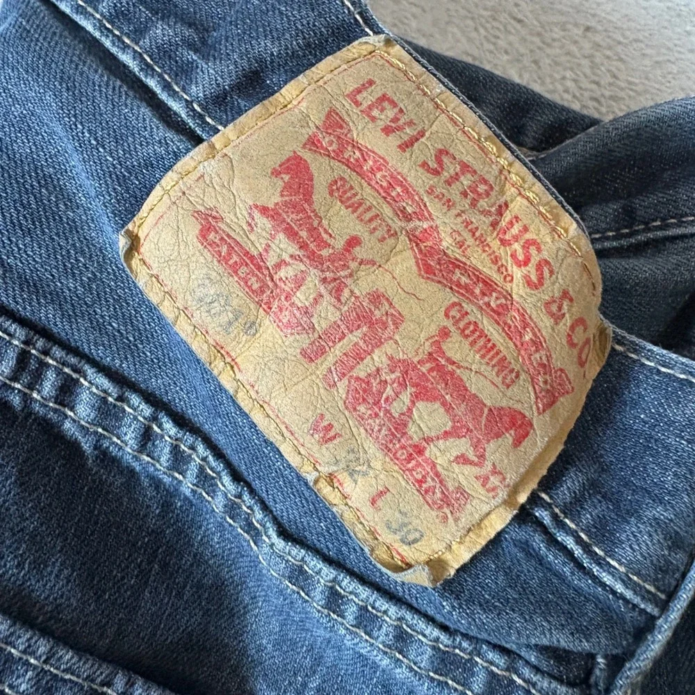Levi's Jeans Men 34x30‎ (Fits 32x29) 501 Original Straight Blue Whiskered Faded